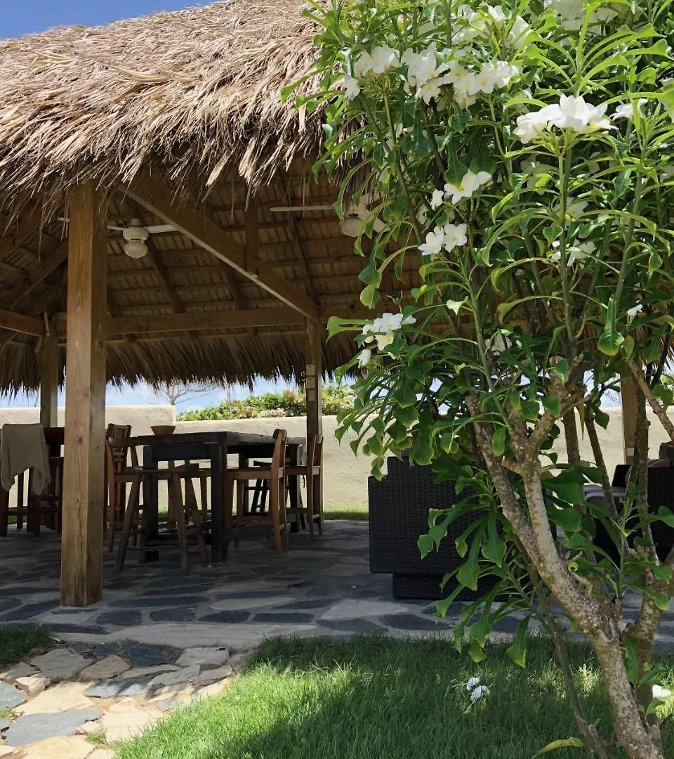 アパートホテル Barefoot Beach Pad キャバレテ