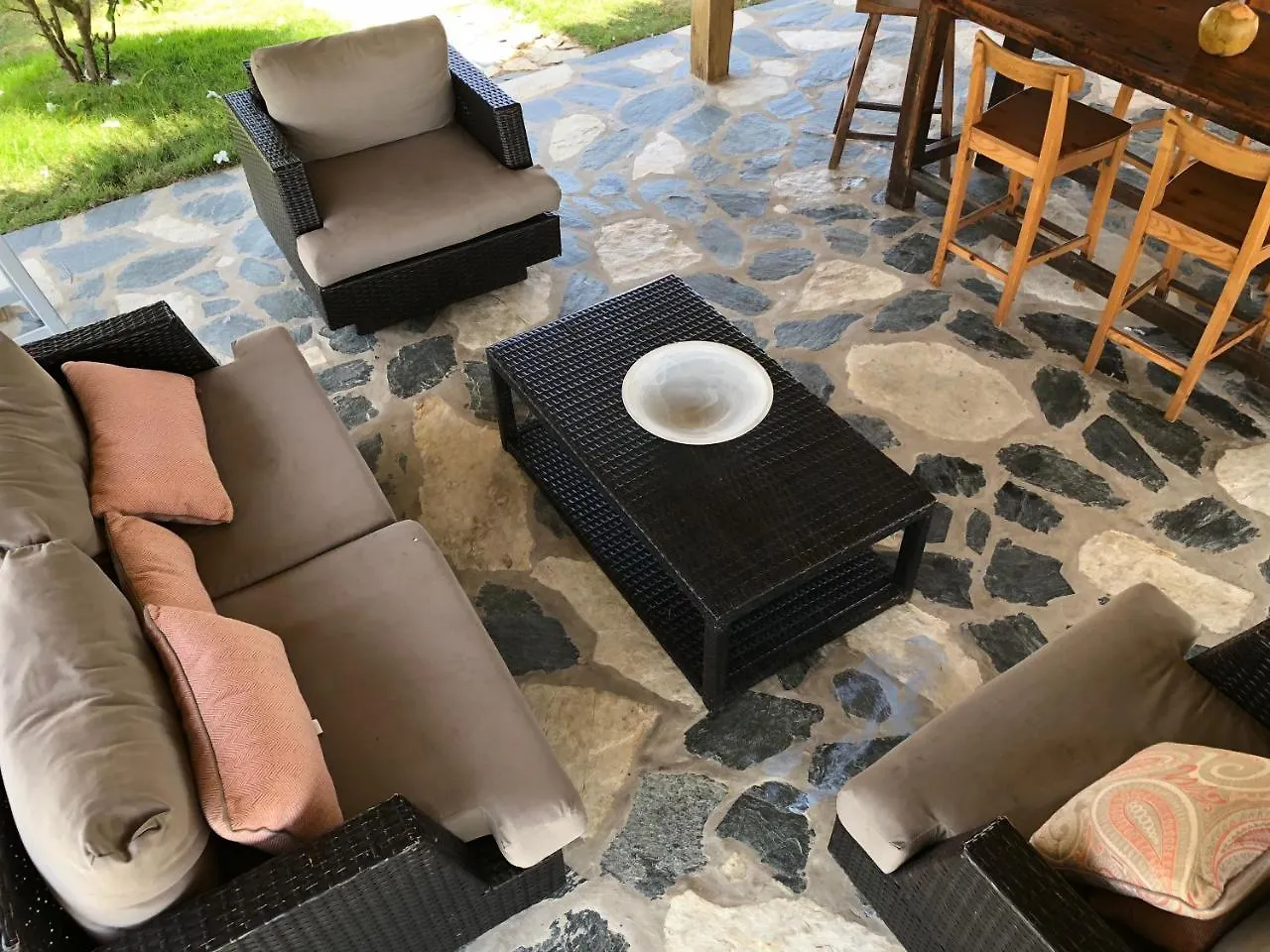 アパートホテル Barefoot Beach Pad キャバレテ