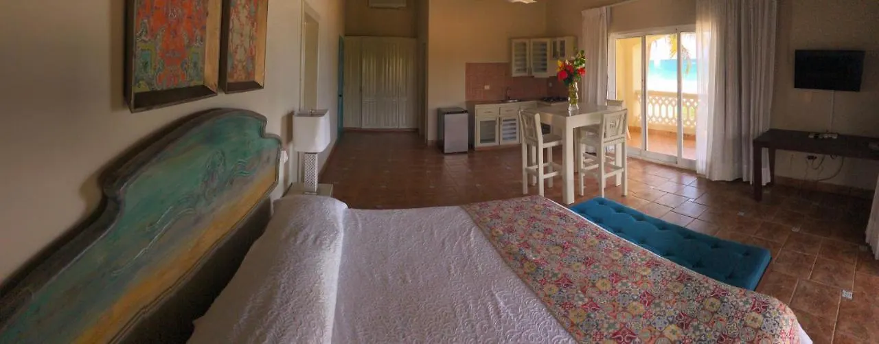 アパートホテル Barefoot Beach Pad キャバレテ